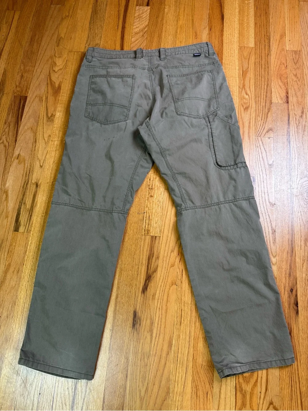 Patagonia Tenpenny Pants Tan Khaki Men’s Size 36x 31 Organic Cotton 56840 READ